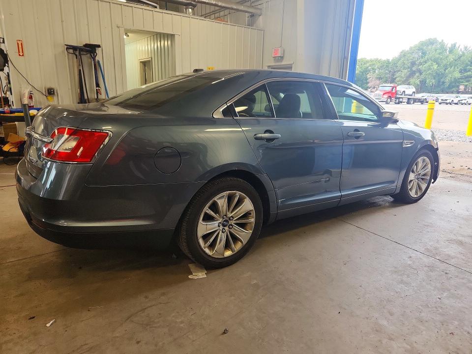 64285466 :رقم المزاد ، 1FAHP2FW3AG140385 vin ، 2010 Ford Taurus مزاد بيع