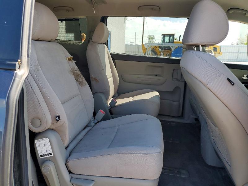 65534166 :رقم المزاد ، KNDMB5C11F6073462 vin ، 2015 Kia Sedona مزاد بيع