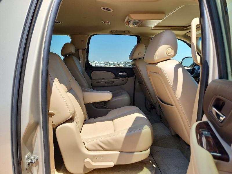64655106 :رقم المزاد ، 1GKFK66877J352408 vin ، 2007 Gmc Yukon Xl مزاد بيع