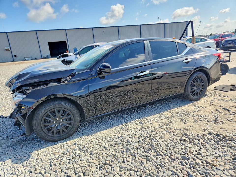 2020 Nissan Altima მანქანა იყიდება აუქციონზე, vin: 1N4BL4BV0LC260519, აუქციონის ნომერი: 65709026