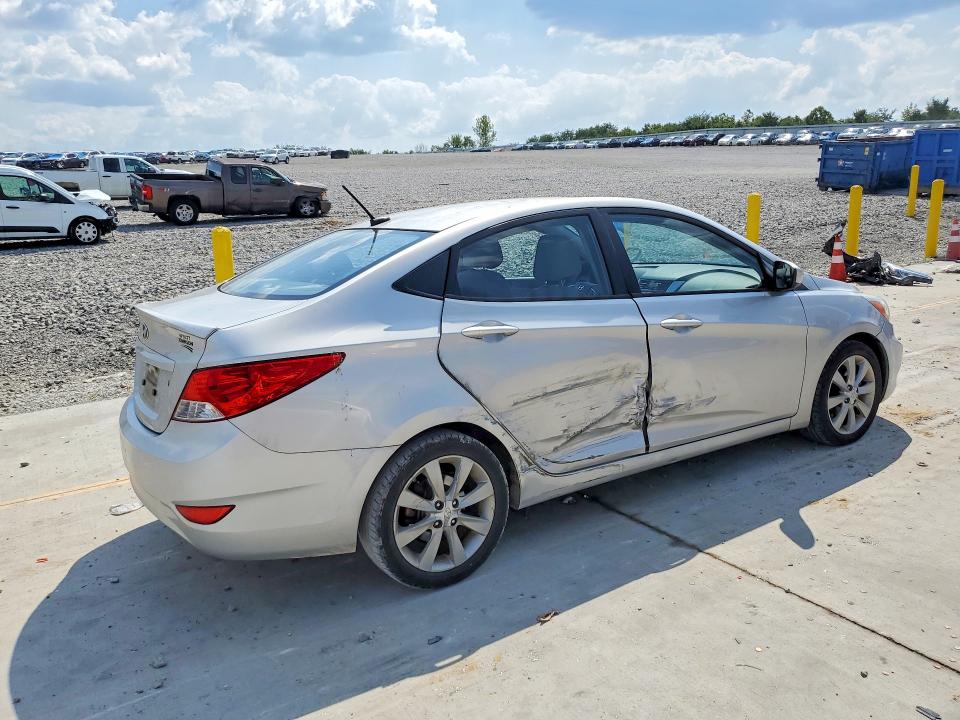 2014 Hyundai Accent მანქანა იყიდება აუქციონზე, vin: KMHCU4AE6EU767706, აუქციონის ნომერი: 67090076