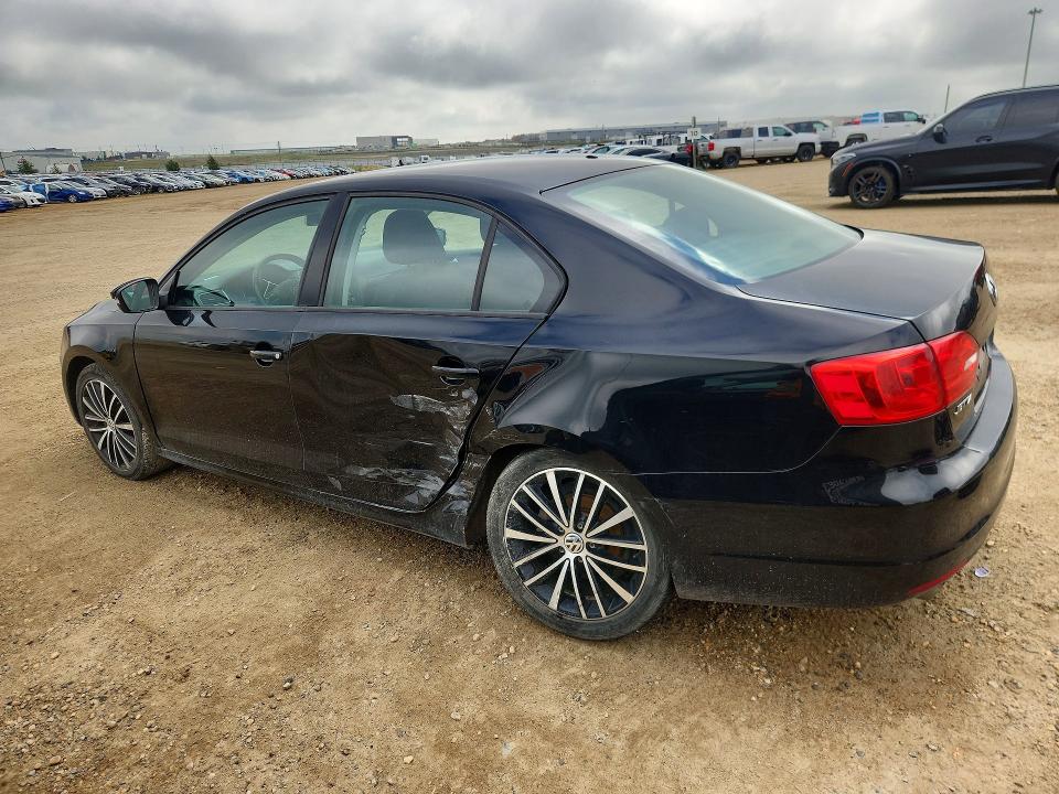 64585226 :رقم المزاد ، 3VWDL7AJ4EM241103 vin ، 2014 Volkswagen Jetta مزاد بيع