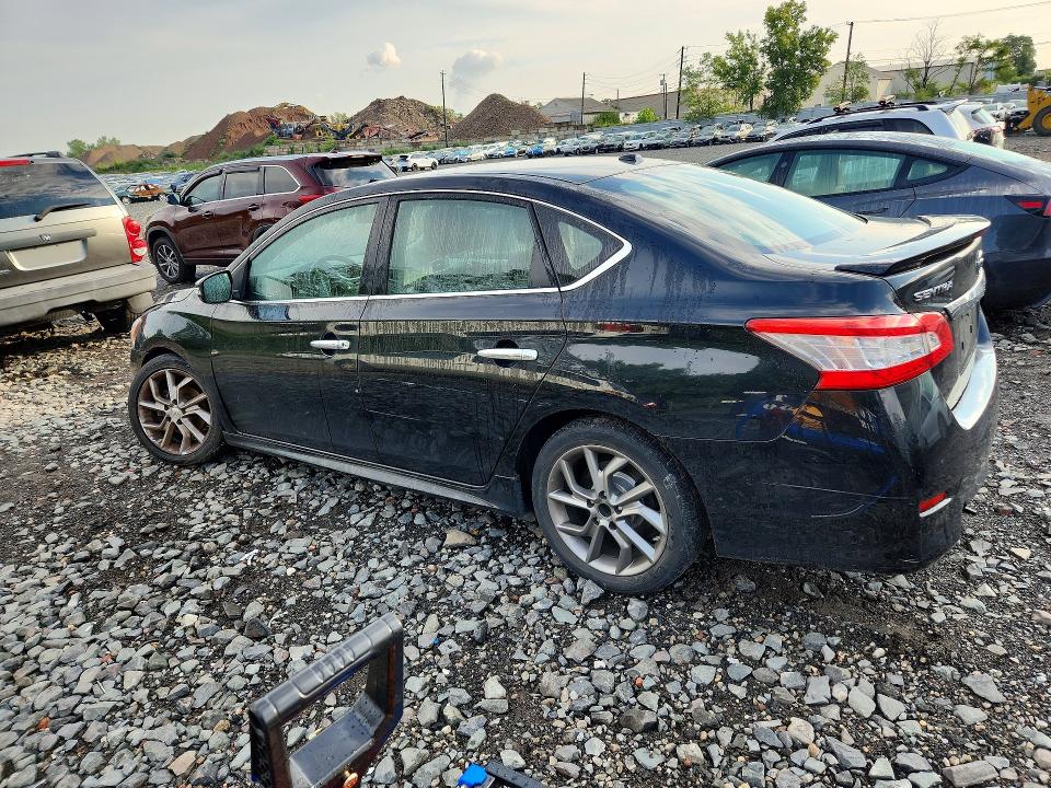 2015 Nissan Sentra მანქანა იყიდება აუქციონზე, vin: 3N1AB7AP9FY277184, აუქციონის ნომერი: 66919736