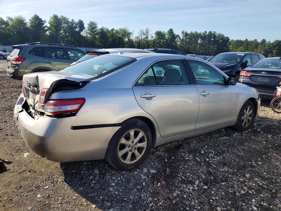 65858576 :رقم المزاد ، 4T1BF3EK1AU087111 vin ، 2010 Toyota Camry مزاد بيع