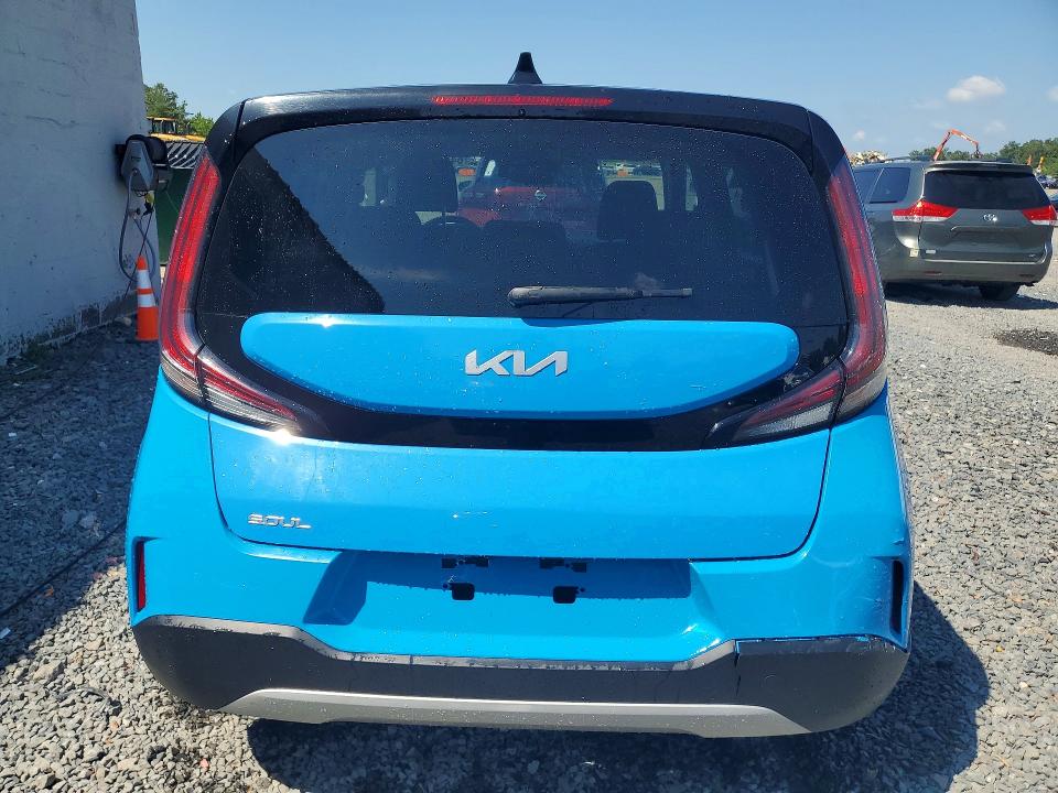 64437916 :رقم المزاد ، KNDJ23AU3P7194784 vin ، 2023 Kia Soul مزاد بيع
