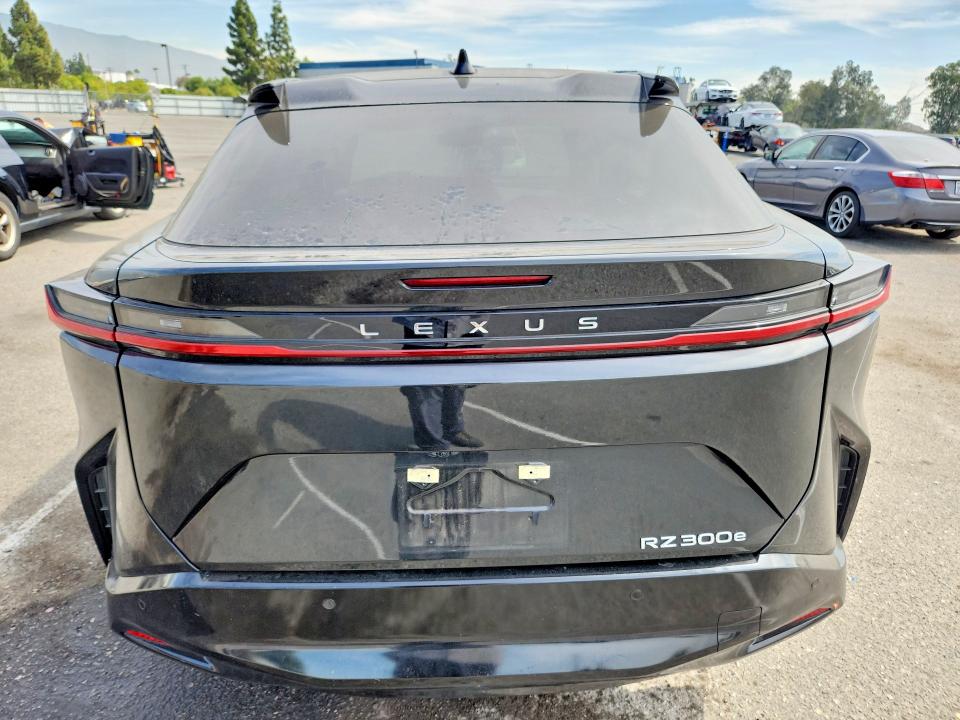 Продажа на аукционе авто 2024 Lexus Rz, vin: JTJABABB1RA004940, номер лота: 65446246