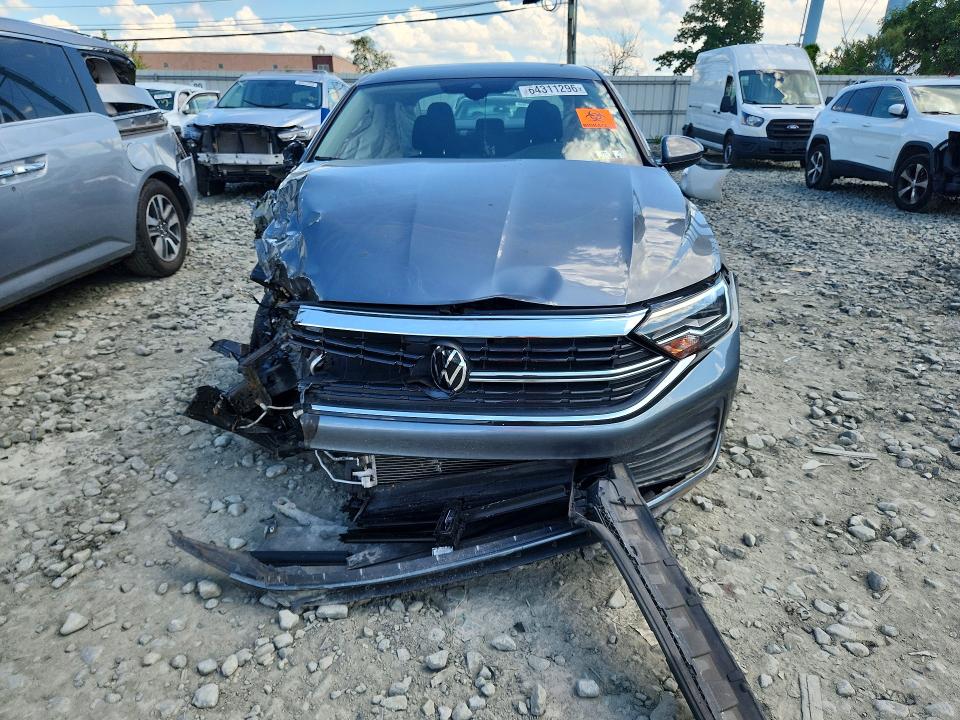2022 Volkswagen Jetta მანქანა იყიდება აუქციონზე, vin: 3VWCM7BU6NM015601, აუქციონის ნომერი: 64311296