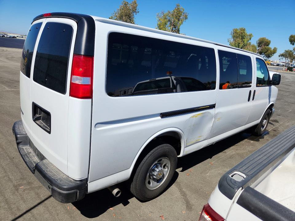 64221266 :رقم المزاد ، 1GAZGPFP6T1201005 vin ، 2026 Chevrolet Express G3500 مزاد بيع