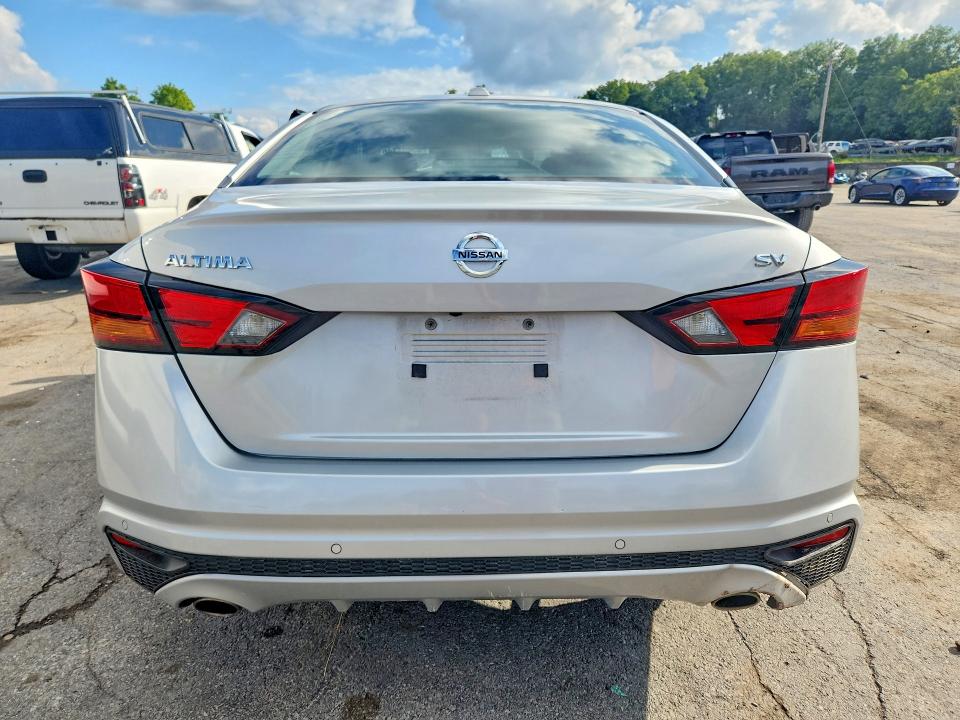 65657146 :رقم المزاد ، 1N4BL4DVXNN405506 vin ، 2022 Nissan Altima مزاد بيع