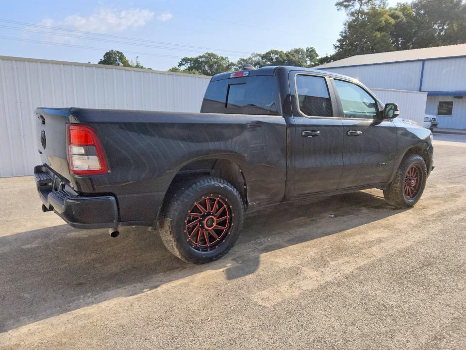 63417836 :رقم المزاد ، 1C6RREBG5MN820885 vin ، 2021 Ram 1500 مزاد بيع