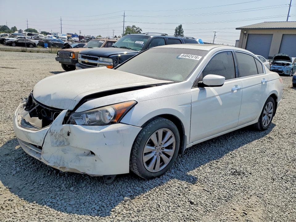 2012 Honda Accord მანქანა იყიდება აუქციონზე, vin: 1HGCP3F81CA038070, აუქციონის ნომერი: 64042416