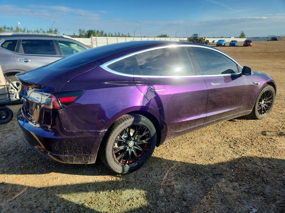 2018 Tesla Model 3 მანქანა იყიდება აუქციონზე, vin: 5YJ3E1EBXJF109485, აუქციონის ნომერი: 62892026