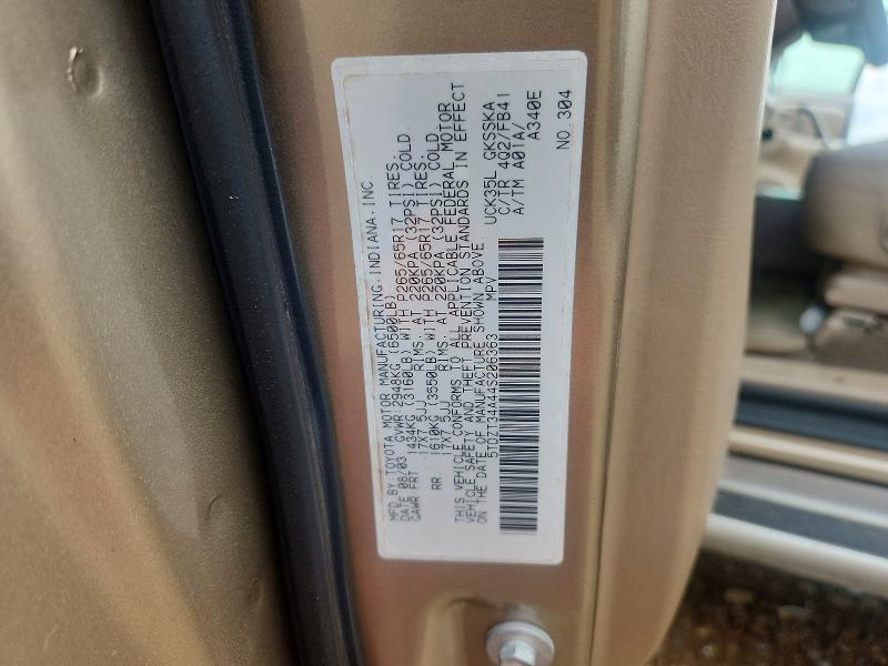 63223966 :رقم المزاد ، 5TDZT34A44S206363 vin ، 2004 Toyota Sequoia مزاد بيع