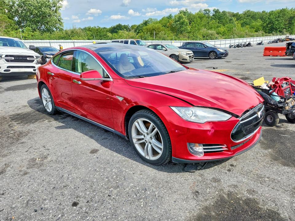 Продаж на аукціоні авто 2014 Tesla Model S, vin: 5YJSA1S10EFP43459, номер лоту: 65690566