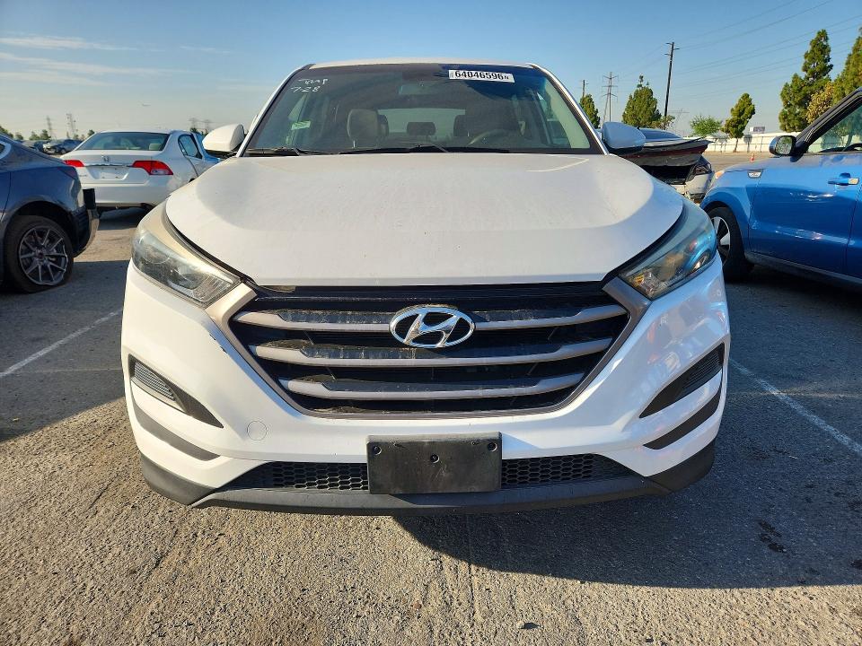 64046596 :رقم المزاد ، KM8J23A44GU235176 vin ، 2016 Hyundai Tucson مزاد بيع