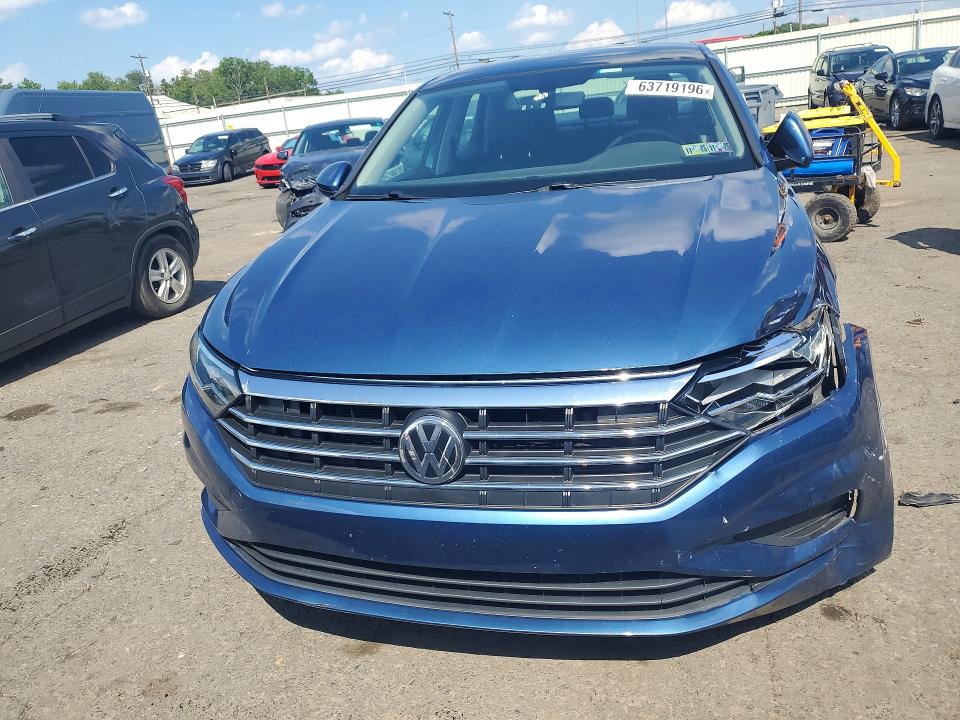 63719196 :رقم المزاد ، 3VWC57BU0MM099541 vin ، 2021 Volkswagen Jetta مزاد بيع