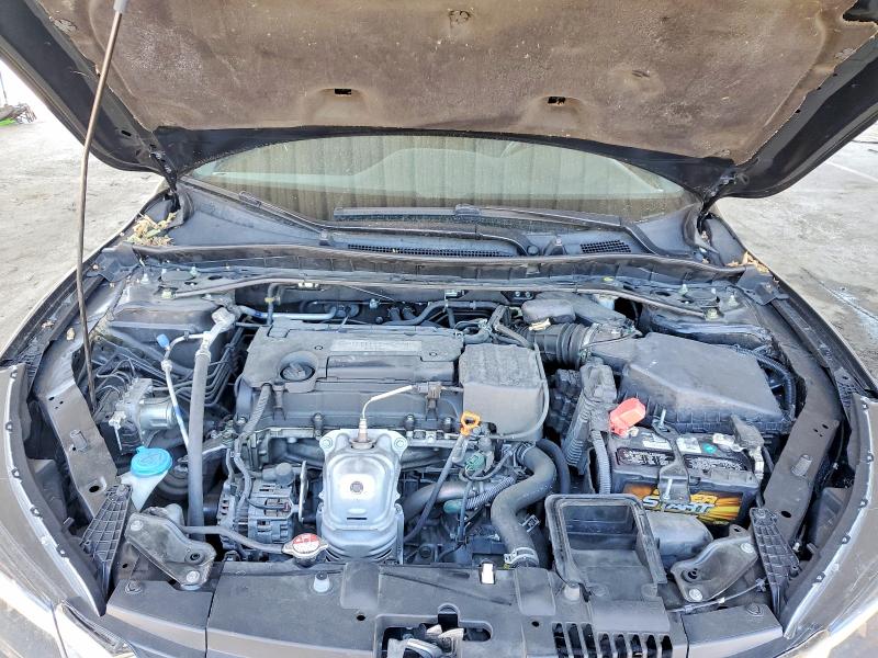 Auction sale of the 2015 Honda Accord, vin: 1HGCR2F56FA255032, lot number: 65914406