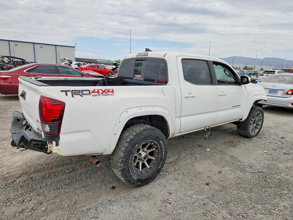 Продажа на аукционе авто 2018 Toyota Tacoma, vin: 3TMCZ5AN8JM164010, номер лота: 63935446