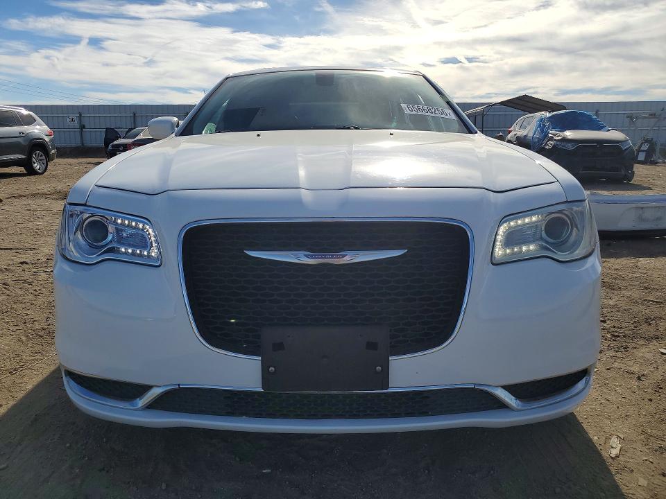 Aukcja sprzedaży 2015 Chrysler 300, vin: 2C3CCAAG9FH814193, numer aukcji: 65668256