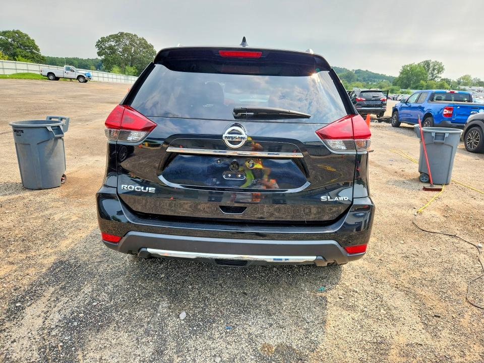 2017 Nissan Rogue მანქანა იყიდება აუქციონზე, vin: JN8AT2MV6HW258016, აუქციონის ნომერი: 64749056