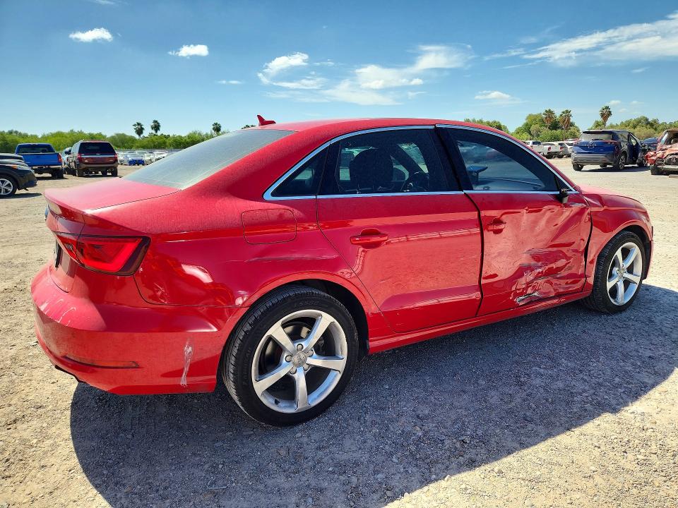 Продажа на аукционе авто 2015 Audi A3, vin: WAUACGFF3F1103736, номер лота: 64997746