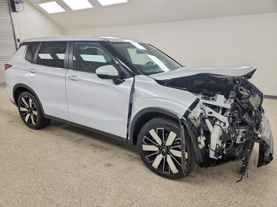 2025 Mitsubishi Outlander მანქანა იყიდება აუქციონზე, vin: JA4J4VA85SZ026905, აუქციონის ნომერი: 66121666
