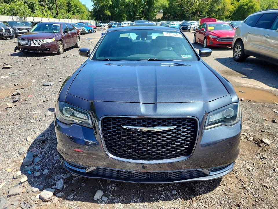 2019 Chrysler 300 მანქანა იყიდება აუქციონზე, vin: 2C3CCAGG8KH561482, აუქციონის ნომერი: 66074506