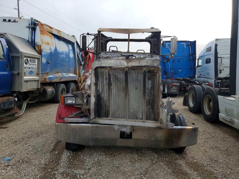 1999 Peterbilt 378 მანქანა იყიდება აუქციონზე, vin: 1XPFDU9X4XN477483, აუქციონის ნომერი: 63557446