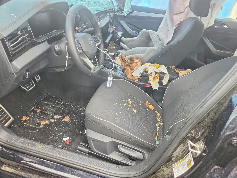 63683186 :رقم المزاد ، 3VWBX7BU1SM077566 vin ، 2025 Volkswagen Jetta مزاد بيع