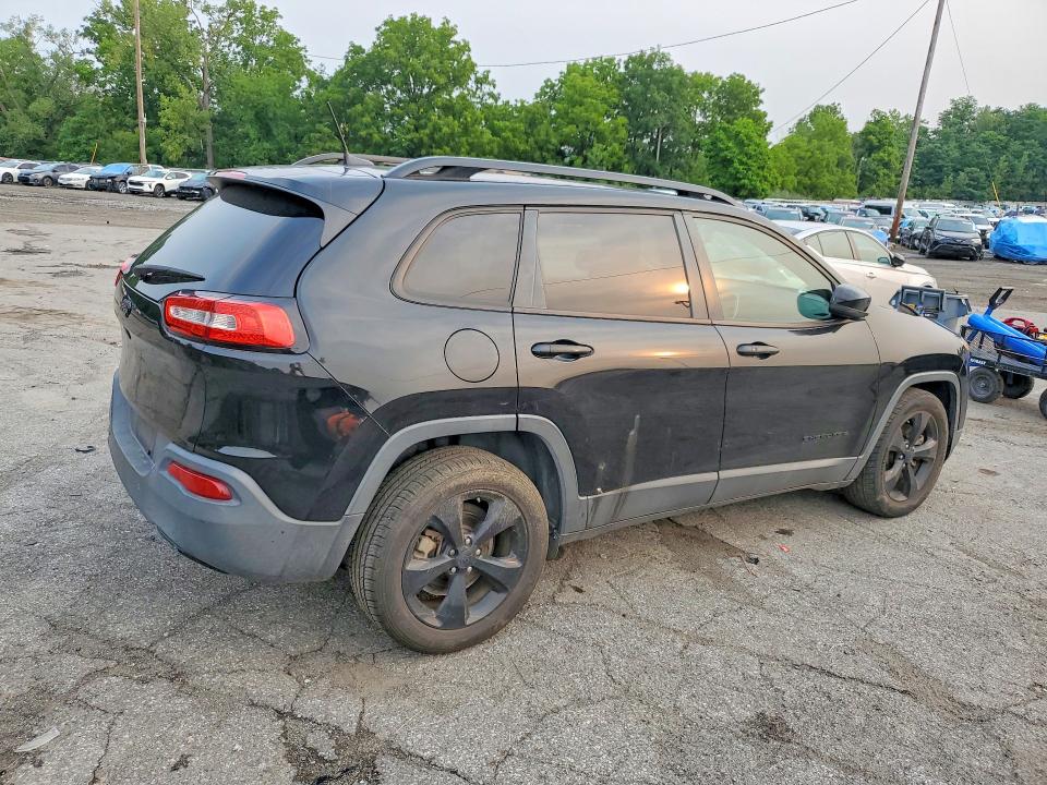 64676106 :رقم المزاد ، 1C4PJLDBXHW535077 vin ، 2017 Jeep Cherokee مزاد بيع