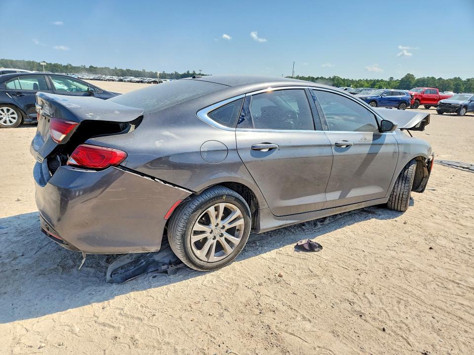 63566876 :رقم المزاد ، 1C3CCCAB3FN758680 vin ، 2015 Chrysler 200 مزاد بيع