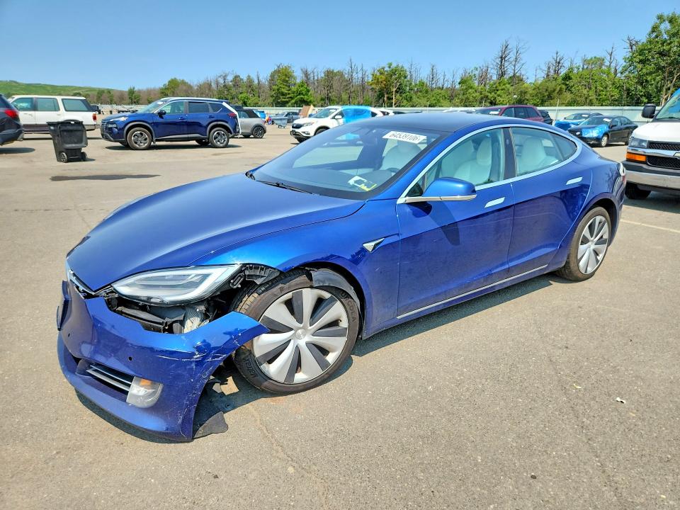 64539106 :رقم المزاد ، 5YJSA1E28LF369863 vin ، 2020 Tesla Model S مزاد بيع