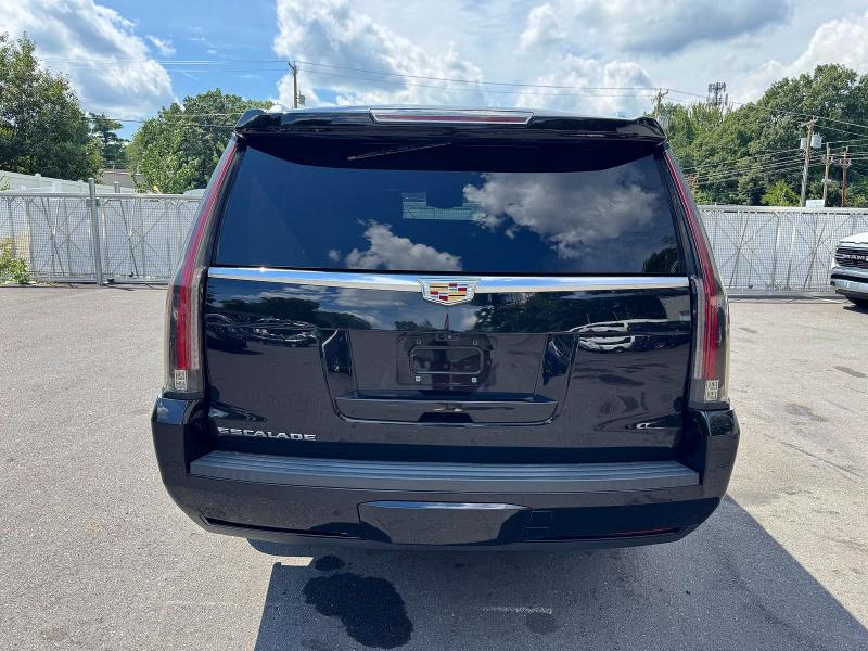 2019 Cadillac Escalade მანქანა იყიდება აუქციონზე, vin: 1GYS4KKJXKR103496, აუქციონის ნომერი: 66232456