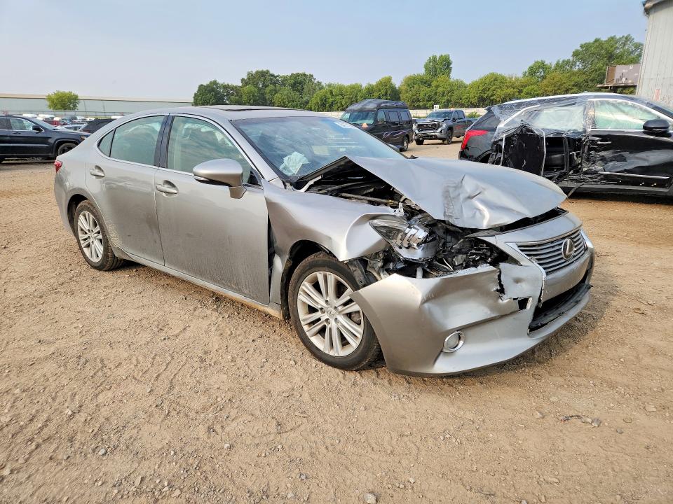 64772596 :رقم المزاد ، JTHBK1GGXF2202335 vin ، 2015 Lexus Es مزاد بيع