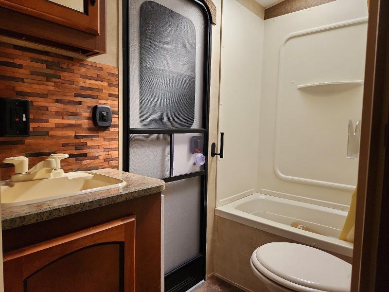 Продажа на аукционе авто 2013 Keystone Springdale, vin: 4YDT28223D3104178, номер лота: 64006456