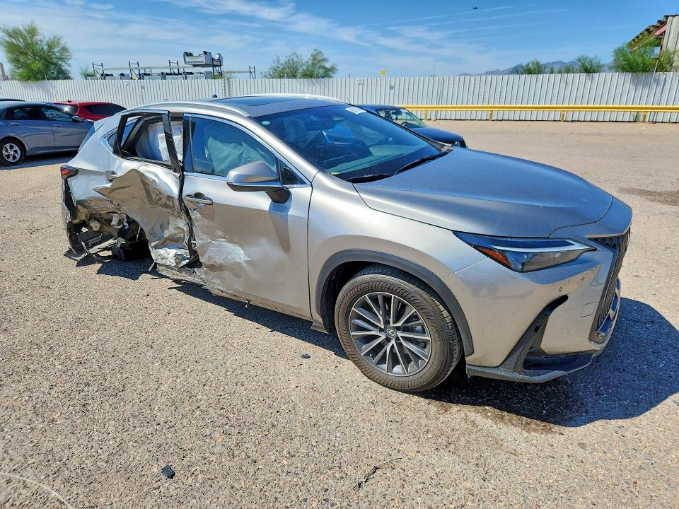 Продажа на аукционе авто 2022 Lexus Nx, vin: 2T2GKCEZ8NC003156, номер лота: 66211646