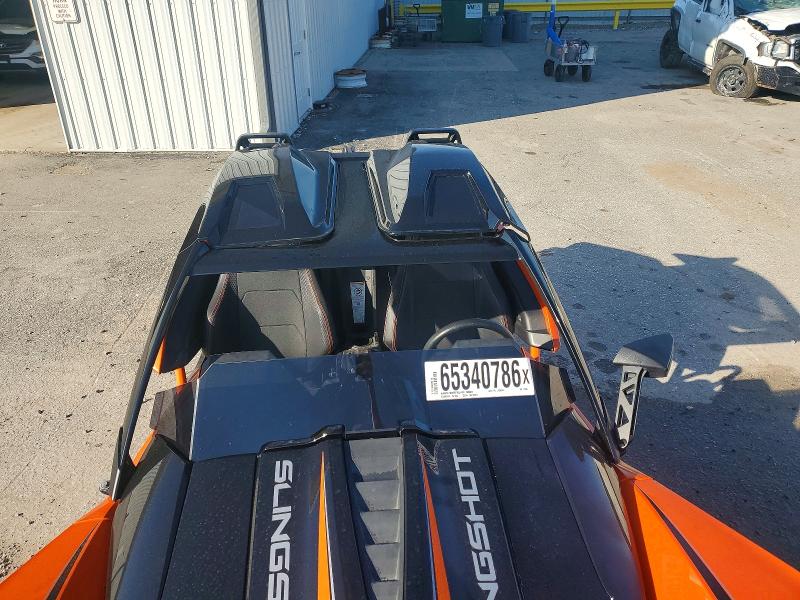 65340786 :رقم المزاد ، 57XAARFA1H8120884 vin ، 2017 Polaris Slingshot مزاد بيع