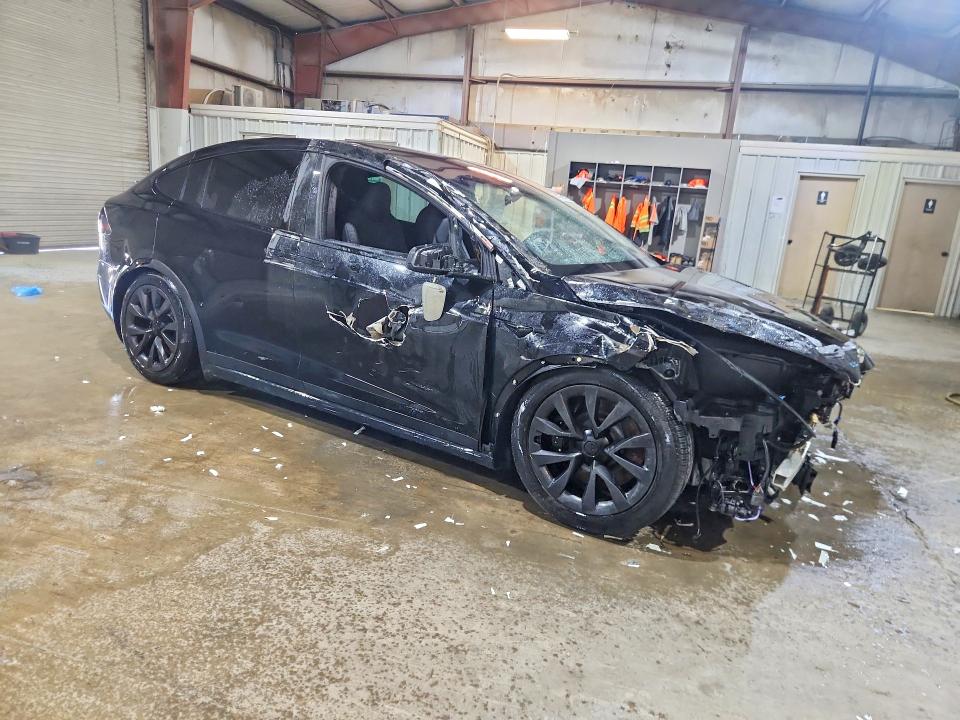 2024 Tesla Model X მანქანა იყიდება აუქციონზე, vin: 7SAXCDE59RF442083, აუქციონის ნომერი: 63711956