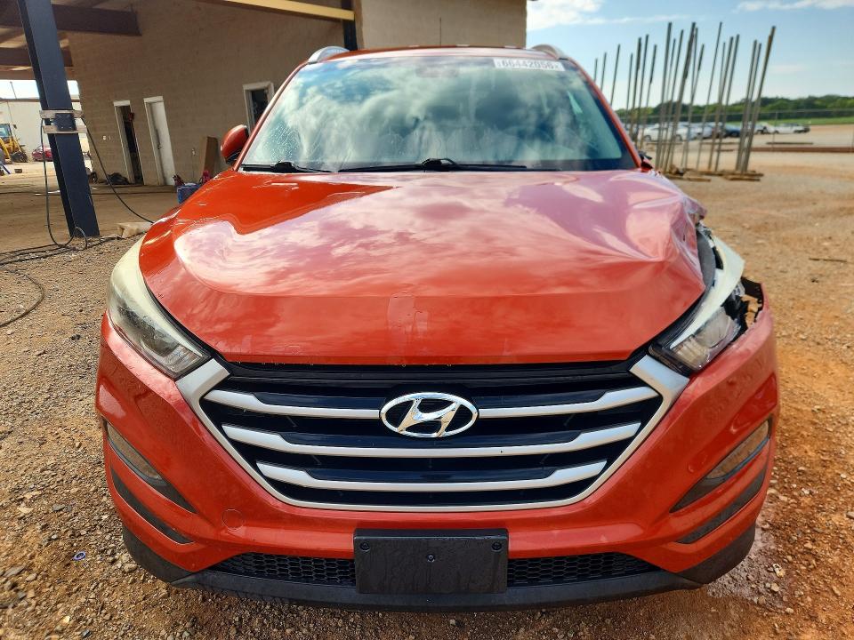 2017 Hyundai Tucson მანქანა იყიდება აუქციონზე, vin: KM8J3CA46HU349937, აუქციონის ნომერი: 66442056
