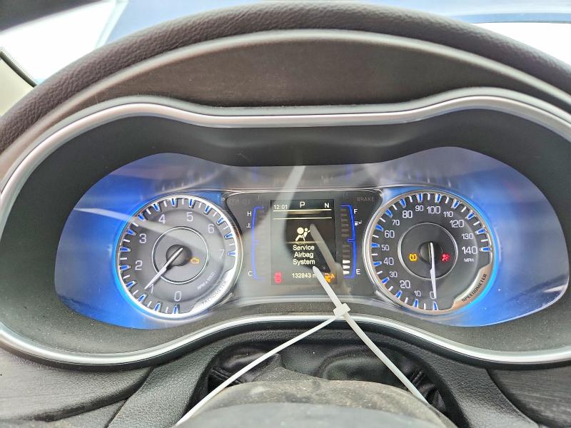 63910896 :رقم المزاد ، 1C3CCCAB9GN137509 vin ، 2016 Chrysler 200 مزاد بيع
