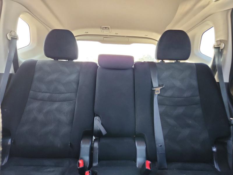 2015 Nissan Rogue მანქანა იყიდება აუქციონზე, vin: 5N1AT2MT0FC890658, აუქციონის ნომერი: 65176946