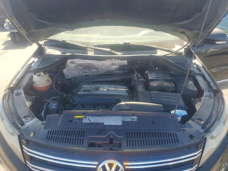 2013 Volkswagen Tiguan მანქანა იყიდება აუქციონზე, vin: WVGAV3AX3DW584461, აუქციონის ნომერი: 67409366