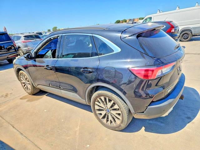 2020 Ford Escape მანქანა იყიდება აუქციონზე, vin: 1FMCU9J94LUB16698, აუქციონის ნომერი: 64206136