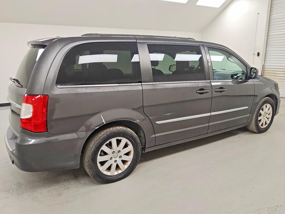 63645806 :رقم المزاد ، 2C4RC1BG6GR282479 vin ، 2016 Chrysler Town & Country مزاد بيع