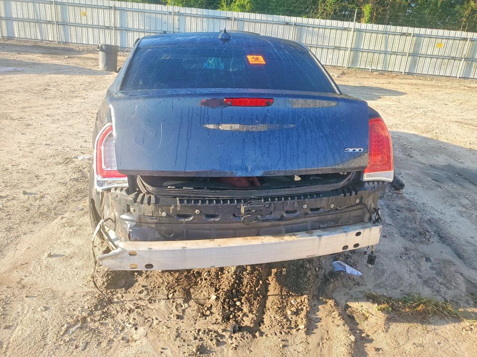 2015 Chrysler 300 მანქანა იყიდება აუქციონზე, vin: 2C3CCAAG5FH864458, აუქციონის ნომერი: 63893586
