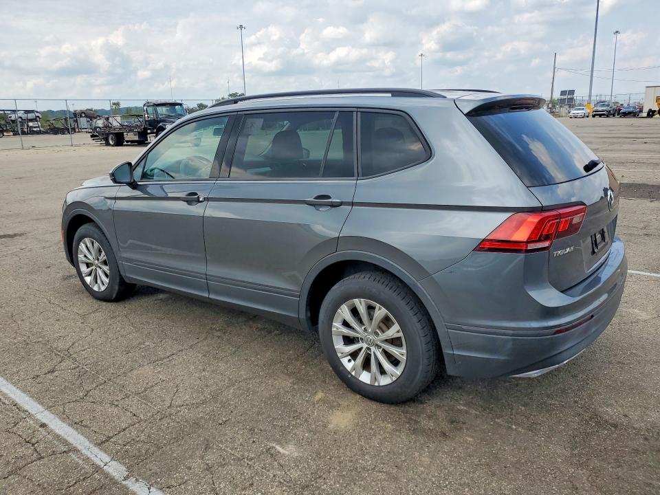 2018 Volkswagen Tiguan მანქანა იყიდება აუქციონზე, vin: 3VV0B7AX6JM055020, აუქციონის ნომერი: 64070196