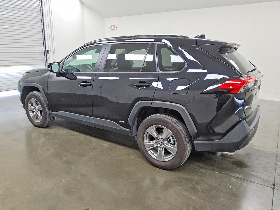 Продажа на аукционе авто 2024 Toyota Rav4 Hybrid, vin: 2T3RWRFV6RW211371, номер лота: 57815536