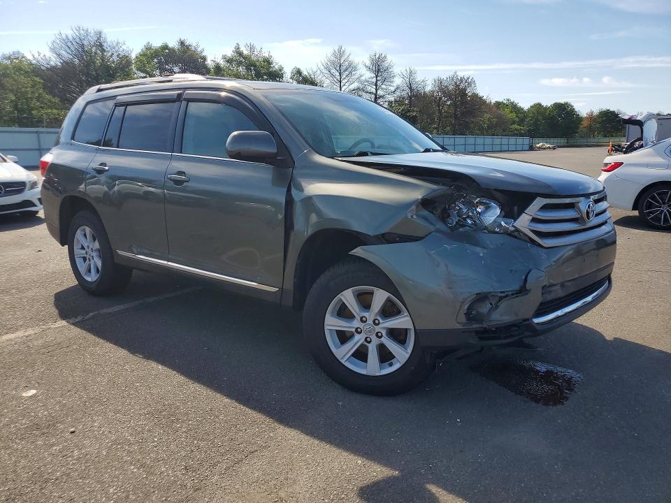 2013 Toyota Highlander მანქანა იყიდება აუქციონზე, vin: 5TDZA3EH2DS035601, აუქციონის ნომერი: 63531886