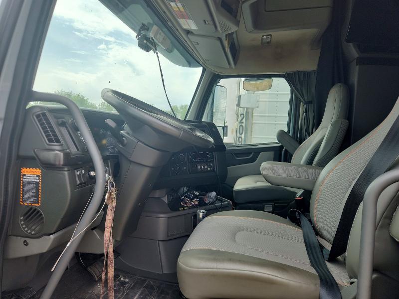 Продаж на аукціоні авто 2024 Volvo Vn, vin: 4V4NC9EH7RN641943, номер лоту: 63815146