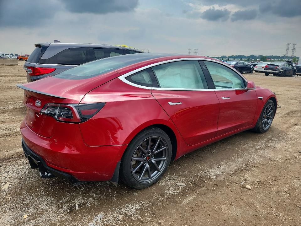 2018 Tesla Model 3 მანქანა იყიდება აუქციონზე, vin: 5YJ3E1EBXJF099654, აუქციონის ნომერი: 65222336